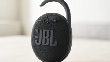 JBL Clipe 5 – Alto-falante Bluetooth ultraportátil e impermeável com mosquetão integrado