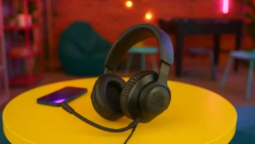 Top 6 headset JBL Quantum 100 gamer preto com performance superior