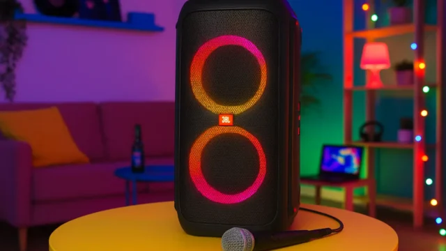 Caixa de som JBL PartyBox com microfone até R$2.937 com avaliações ★4,6