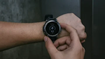 Amazfit T-Rex Ultra com 15% OFF em até 10x na Amazon: aproveite