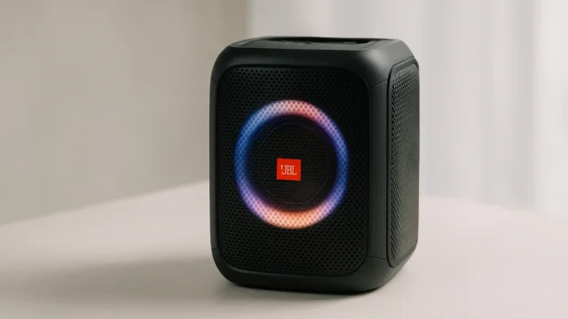 6 caixa JBL PartyBox Encore Essential com nota máxima dos usuários em 08/04/2025 23:34:13