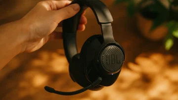 3 JBL Quantum 350 PS4 com foco em imersão
