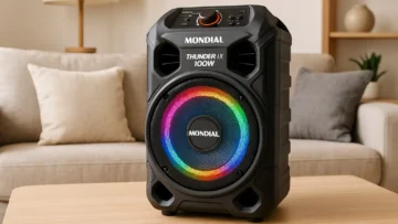 Tela infinita: 3 caixas de som Mondial com display premium