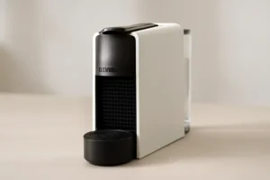 Promoção relâmpago: 3 Cafeteiras Nespresso até R$449 (válido 11/03/2025 08:42:46)