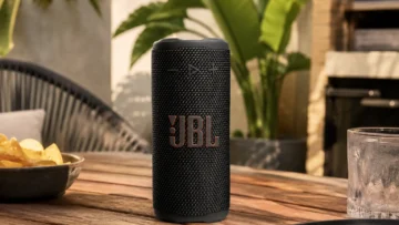 JBL Grip Bluetooth: onde ela encaixa melhor no uso portátil?