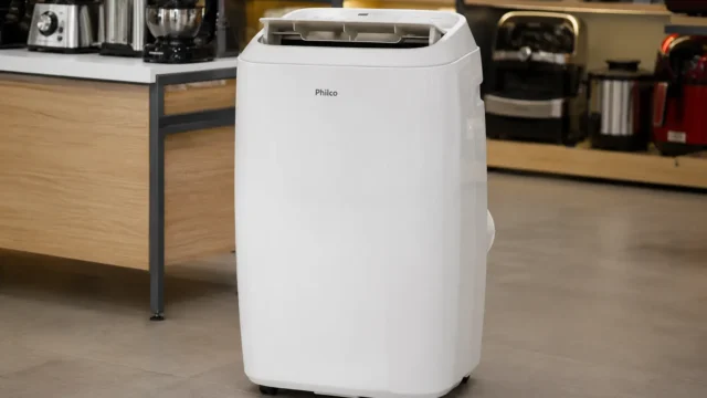 Philco PAC12000F5: quando um portátil faz sentido?