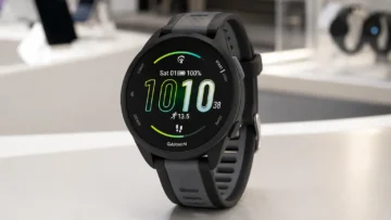 Garmin Forerunner 165: o que é e para que serve na corrida