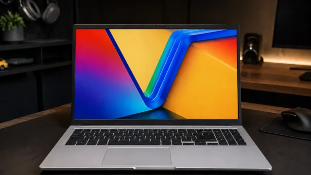ASUS Vivobook 15 Ryzen 7 5825U: o que 16 GB e SSD de 1 TB significam no uso diário
