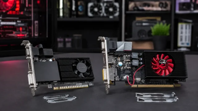 PCYES R5 230 ou R5 220: a diferença está na compatibilidade