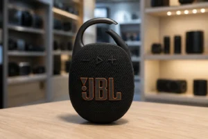 JBL Clip 5 ou Go 5: qual caixa compacta faz mais sentido?