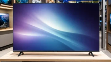 Hisense 58" ou Philco 43": tela maior ou TV compacta?