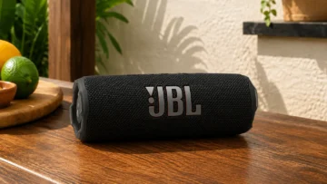 JBL Flip 7, Go 4 ou XBOOM Bounce: o que muda na escolha?