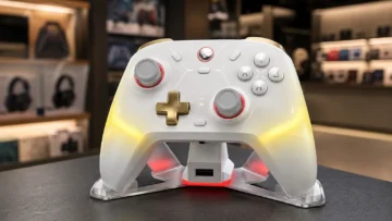 GameSir Cyclone 2 ou 8BitDo: o que muda entre os controles?